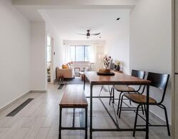 The Riverwalk / Riverwalk Apartments (D1), Apartment #577306491